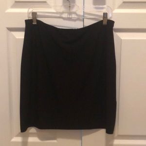 Black stretchy miniskirt